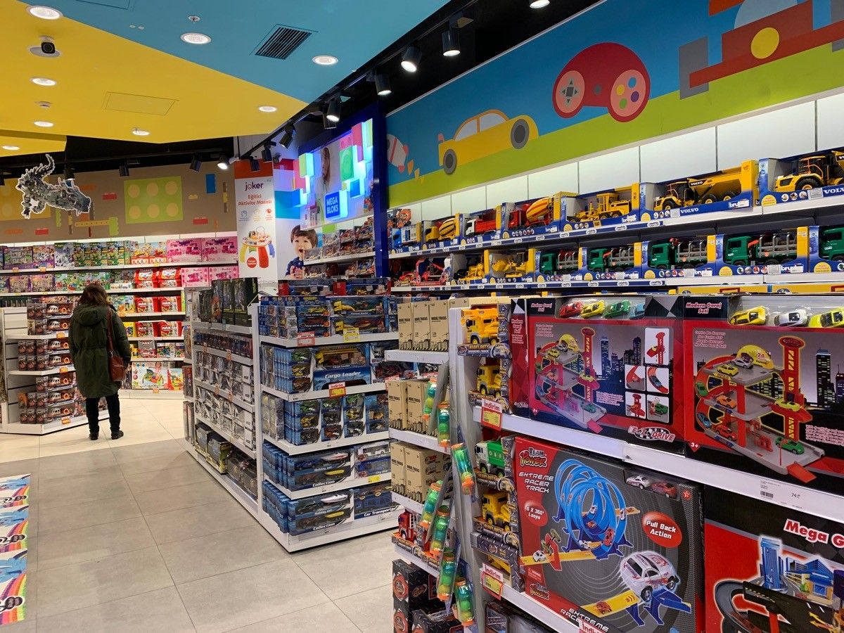 A Toy Shortage Is Hitting Shoppers at the Worst Time Yet, Experts Warn