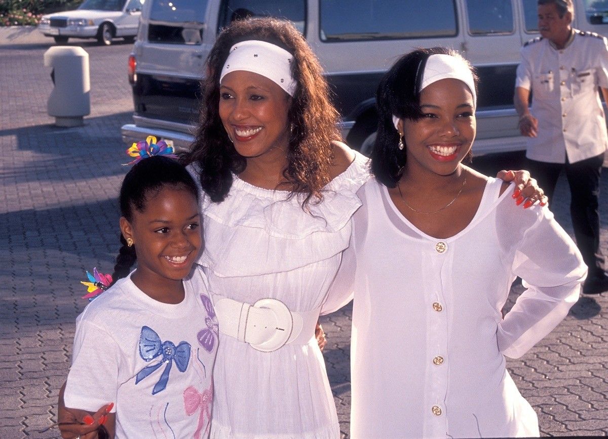 Jaimee Foxworth, Thelma Hopkins, and Kellie Shanygne Williams in 1991