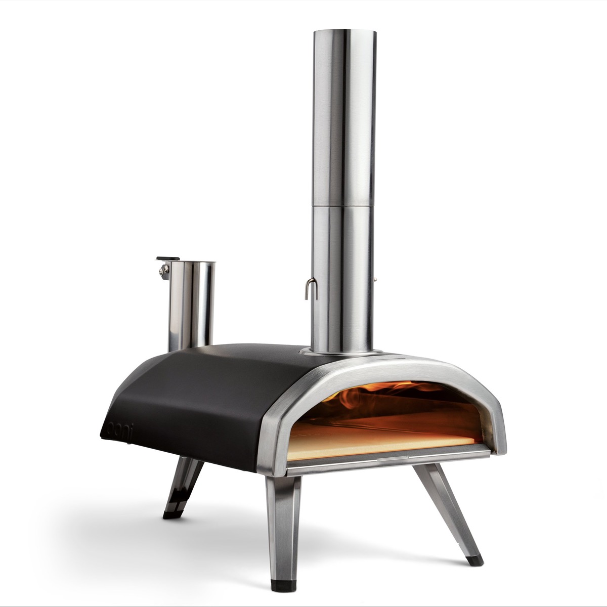 An Ooni pizza oven