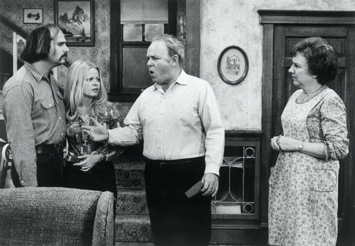 Rob Reiner, Sally Struthers, Carol O'Connor, and Jean Stapleton in All in the Family
