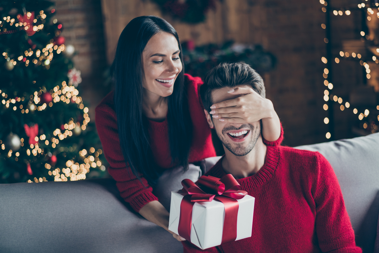 Masculine Gift Box In Store Window Stock Photo - Download Image Now - Gift,  Celebration, Inside Of - iStock