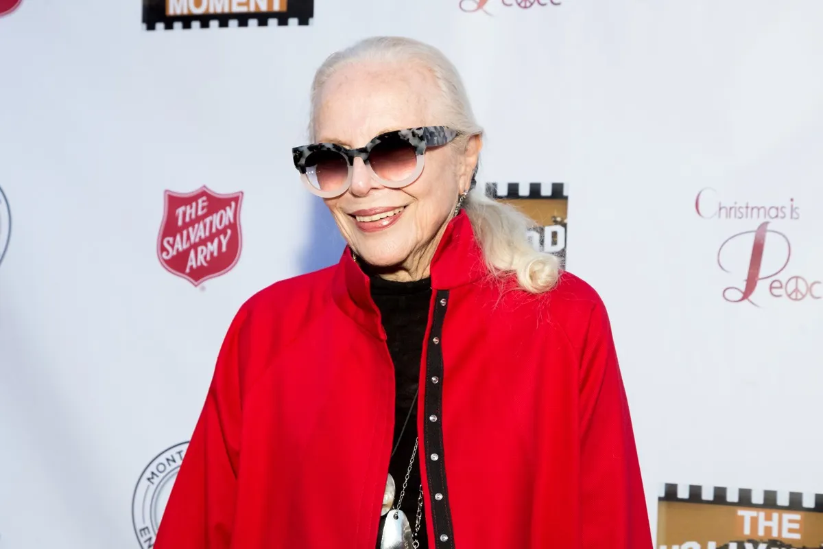 Barbara Bain at 90, red coat and sunglasses