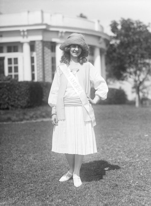Margaret Gorman wearing her Miss America sash in 1922