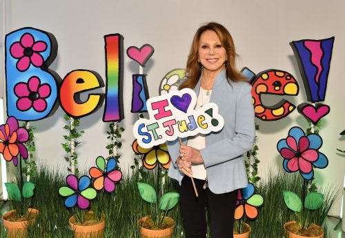 Marlo Thomas at the #GiveThanks Experience that featured life-size versions of artwork by St. Jude patients in 2019