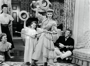 Margaret O'Brien and Judy Garland in Meet Me in St Louis