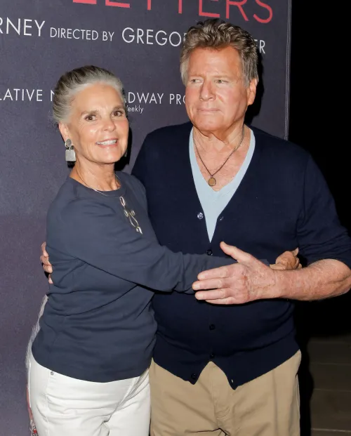 Ali MacGraw and Ryan O'Neal at the curtain call for "Love Letters" in 2015