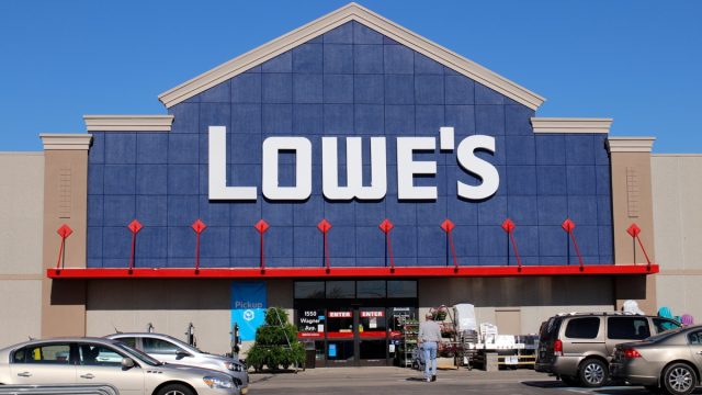 Lowe’s Is Adding a Delivery Service Through Instacart — Best Life