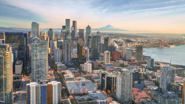 The skyline of Seattle, Washington with Mount Rainier in the background