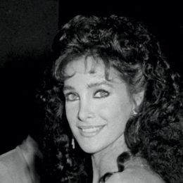 Connie Sellecca in 1984