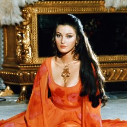 Jane Seymour on the set of "Live and Let Die."