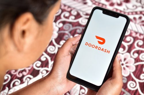 using doordash app for online food ordering