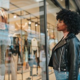 This Popular Clothing Chain Is Closing Stores