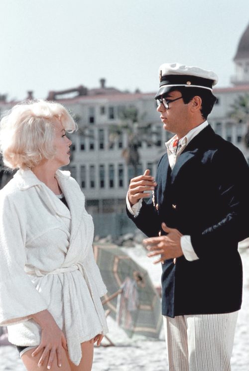 Marilyn Monroe and Tony Curtis filming "Some Like It Hot"