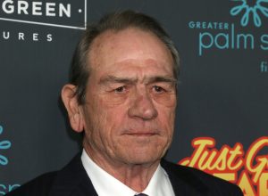 Tommy Lee Jones at the premiere of "Just Getting Started" in 2017