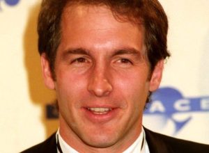 Brian Benben in 1993