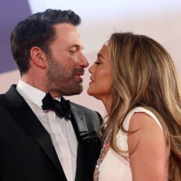 jlo and ben affleck on the red carpet