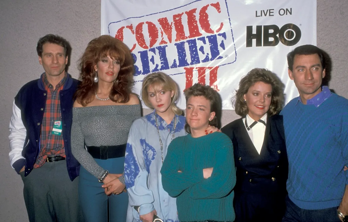 Ed O'Neill, Katey Sagal, Christina Applegate, David Faustino, Amanda Bearse, and David Garrison in 1989