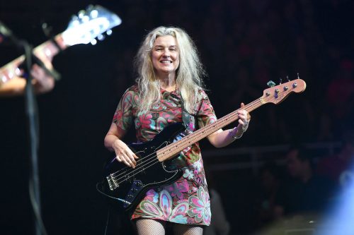 Annette Zilinskas performing during KEarth's Totally 80's Show in 2018