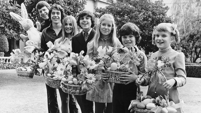 The "Brady Bunch" cast posing with Easter baskets in 1972