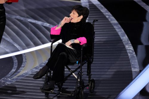 Liza Minnelli on stage at the 2022 Oscars