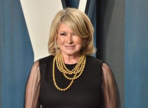 Martha Stewart at the 2020 Vanity Fair Oscar Party