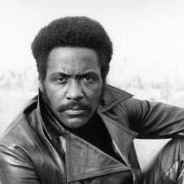 Richard Roundtree on the set of "Shaft's Big Score!" circa 1972
