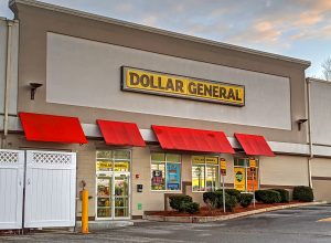 dollar general storefront