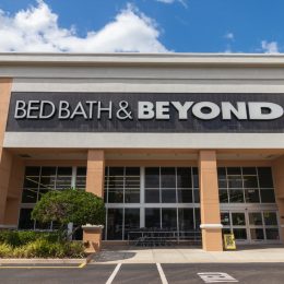 exterior of a bed bath and beyond store