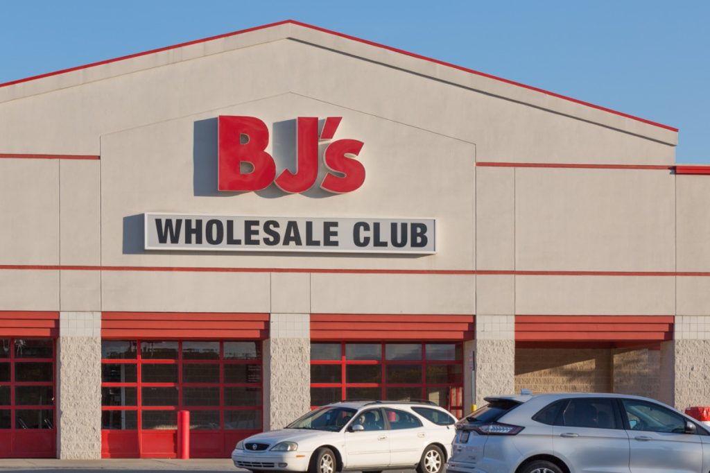 exterior of a BJ's Wholesale Club