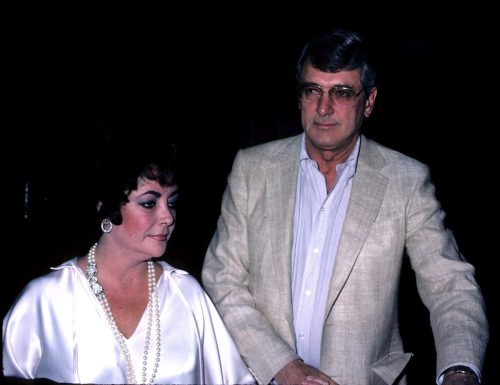 Elizabeth Taylor and Rock Hudson leaving the Savoy Hotel in London in 1980