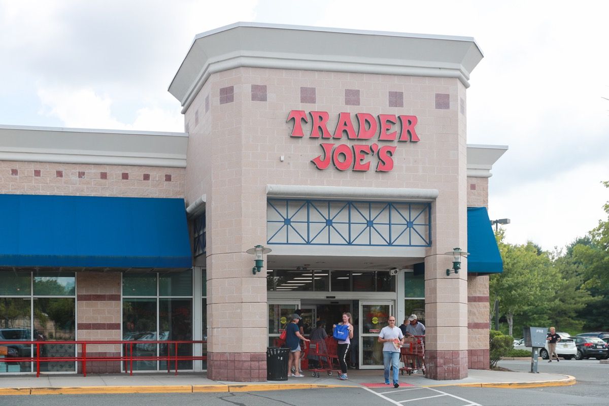 Pet store shop near trader joe's