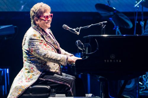 Elton John im Smoothie King Center im Jahr 2022