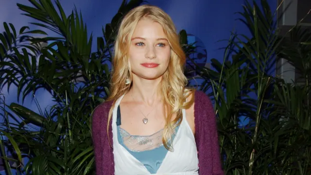 Emilie de Ravin at the 2004 ABC All Star Party