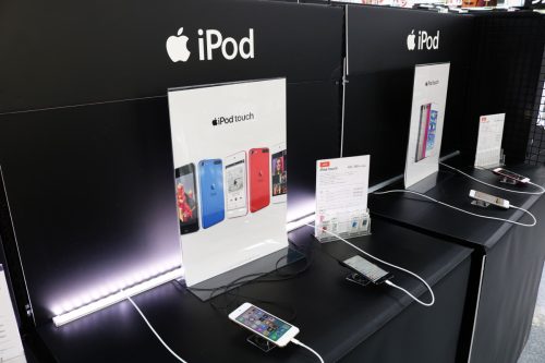 display of iPod Touch MP3 players