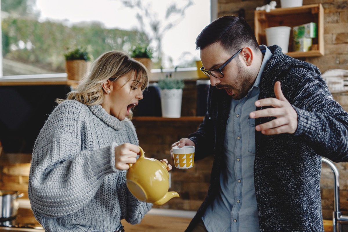 25 Funny Bar Jokes Walks Into A Bar Puns & Sayings