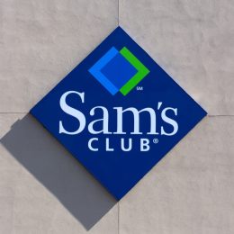 sam's club sign on building