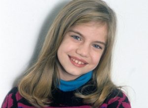 Anna Chlumsky in 1992