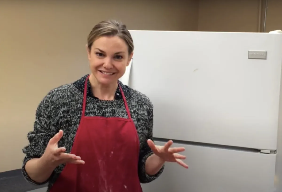 See &rsquo;90s Child Star Larisa Oleynik Now at 41 — Best Life