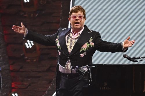 Elton John performing in Frankfurt in May 2022