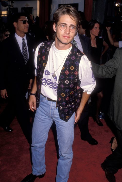 Jason Priestley at the premiere of "Young Guns 2" in 1990