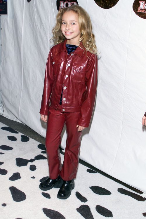 Hayden Panettiere at the premiere of "102 Dalmatians" in 2000