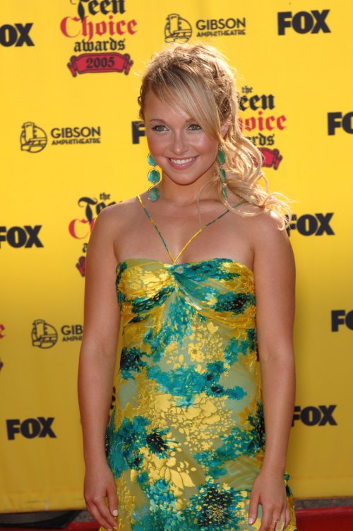 Hayden Panettiere at the 2005 Teen Choice Awards