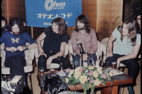 Pink Floyd la o conferință de presă la Tokyo în 1971