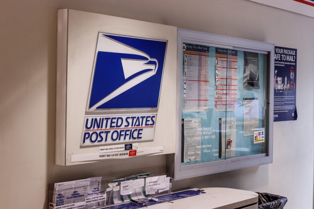 Labels and notices in USPS location
