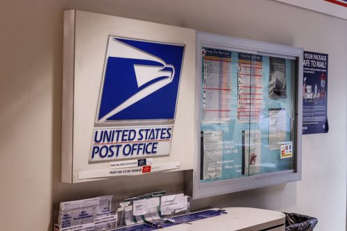 Site-ul oficiului poștal USPS.  USPS este responsabil pentru livrarea corespondenței II