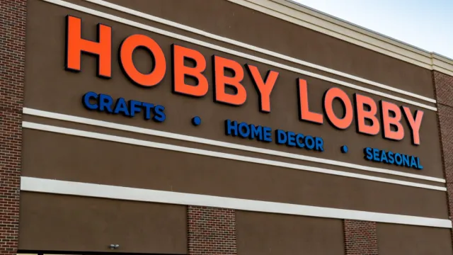 hobby lobby storefront