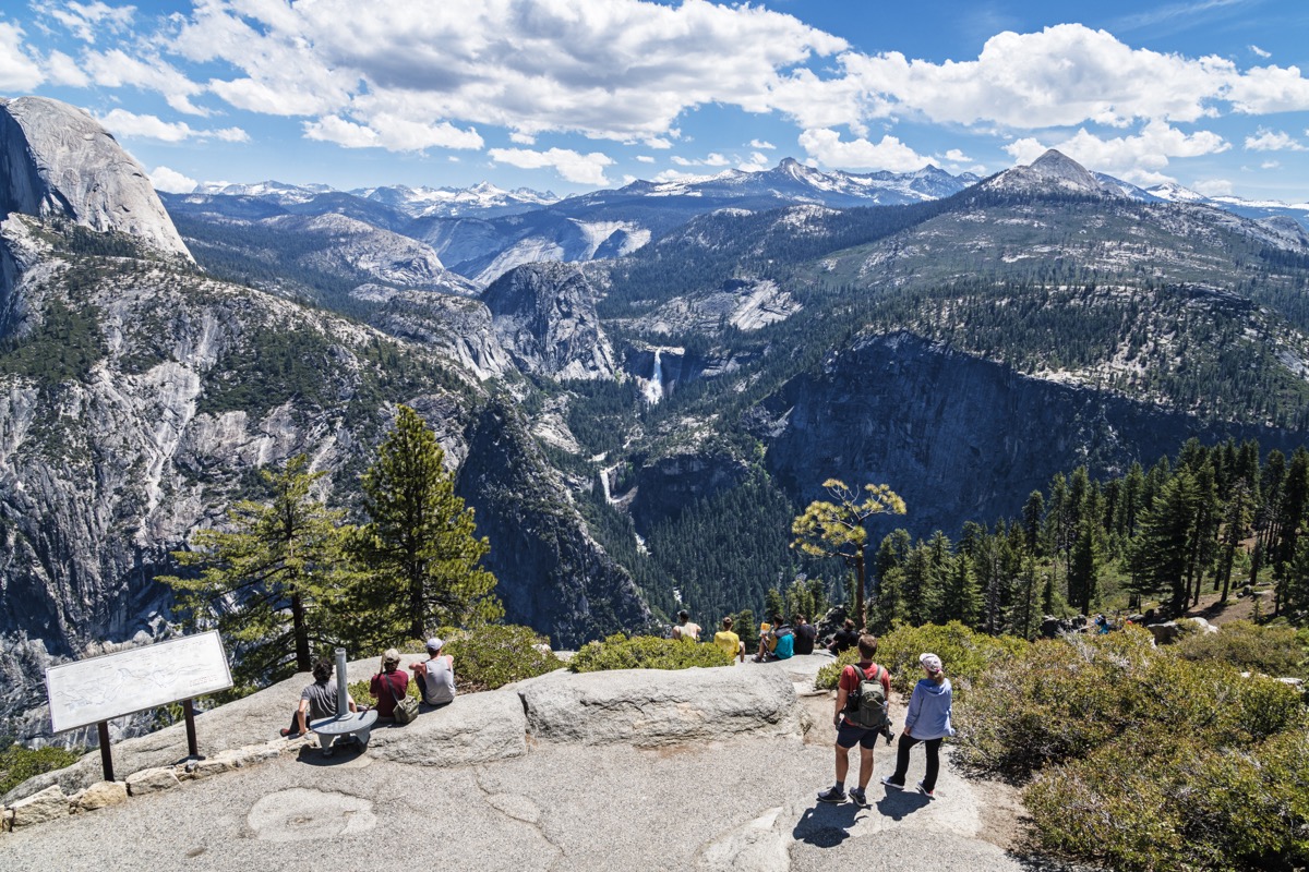 Виды на национальный парк Йосемити