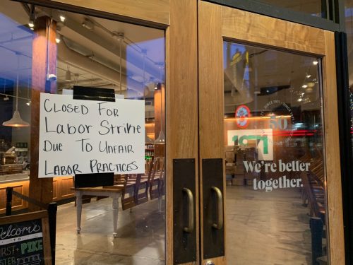 Starbucks semnează greva de închidere