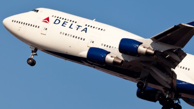 delta airplane taking off