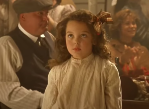 Alexandrea Owens-Sarno in "Titanic"